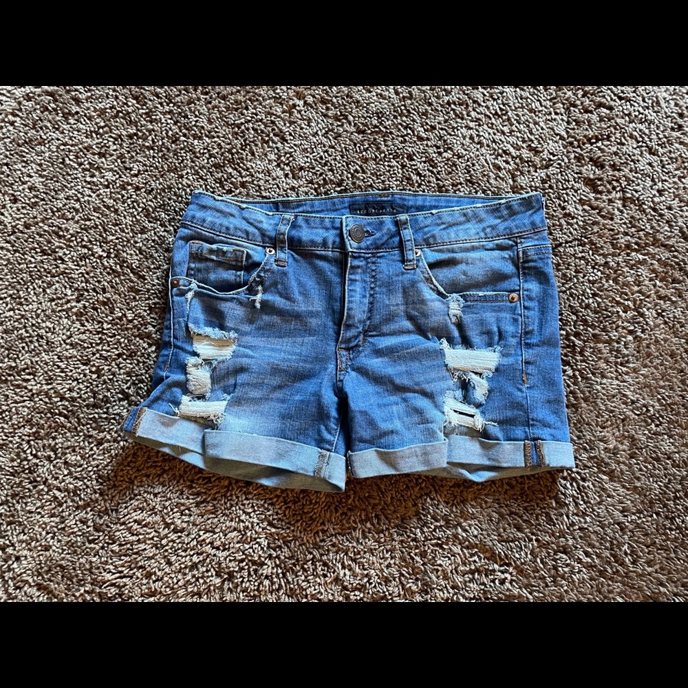 Aeropostale jean shorts. Size 4